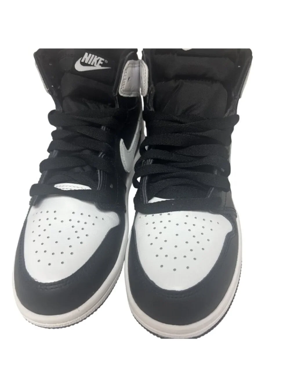 Nike Big Kids Air Jordan 1 Retro High OG Shoes Black/White  Size 2.5Y